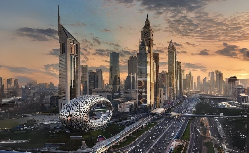 UAE’s e& Rolls Out Gulf’s First Dual-Band 5G Radio Unit